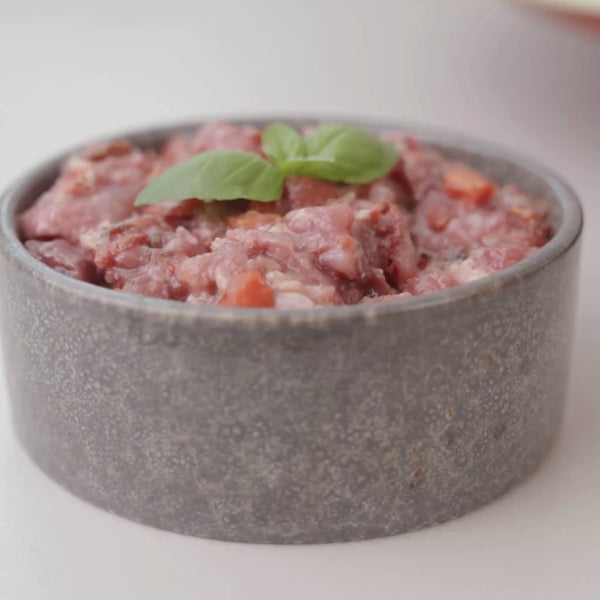 Barf quadratisch.mp4__PID:637e439f-8dee-4bfb-9282-c25c3a879e9d